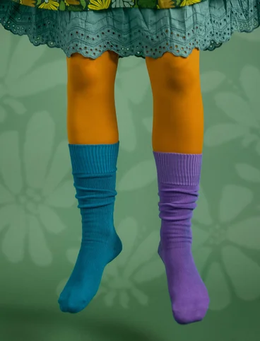 Solid-colored knee-highs in organic cotton - styvmorsviol