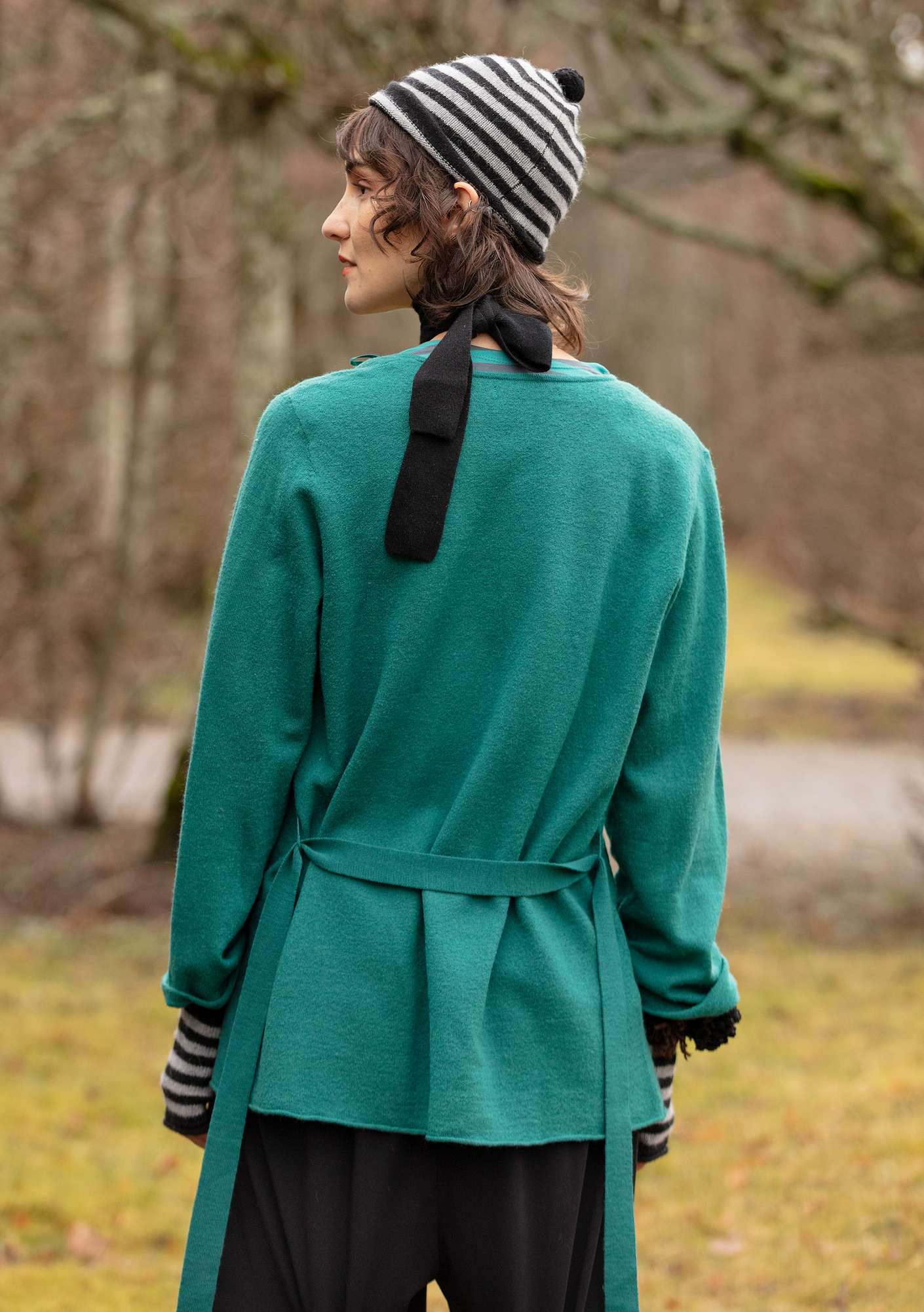 Solid-colour and striped wraparound cardigan crafted from felted wool peacock green thumbnail
