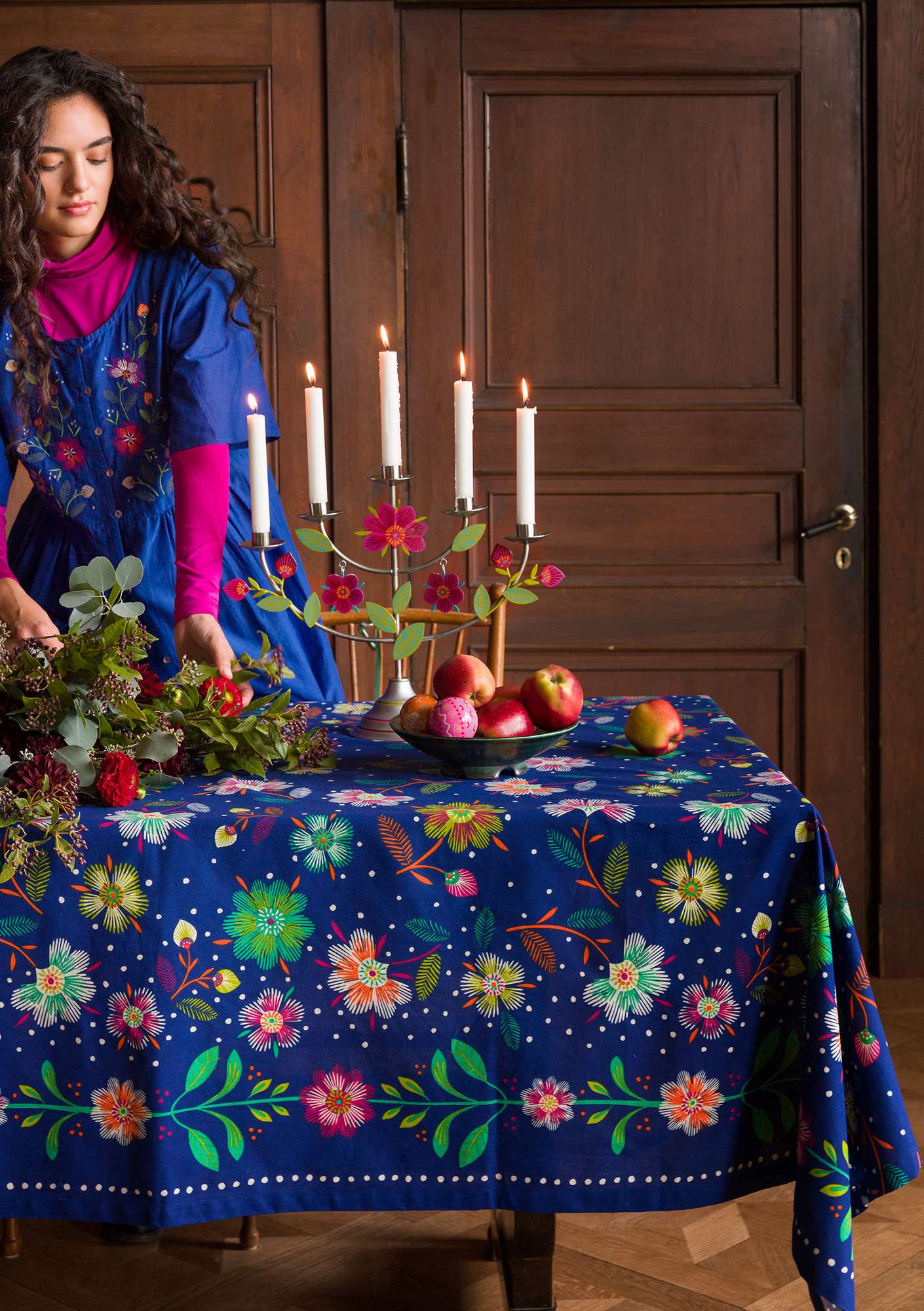 “Margrethe” tablecloth in organic cotton klein blue thumbnail
