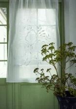 “Lisbeth” curtain in cotton organdy - light ecru