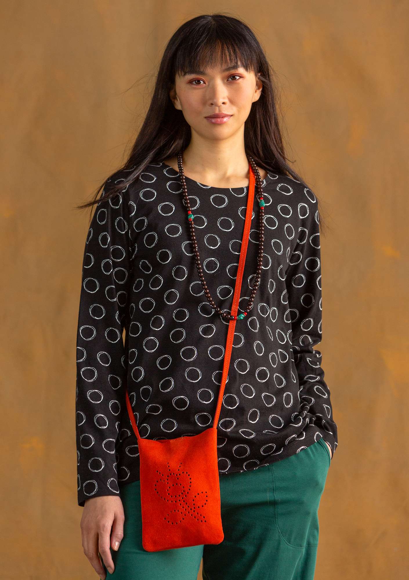 Shirt „Boogie“ aus Öko-Baumwolle schwarz-gemustert thumbnail