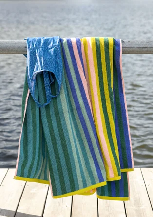 Drap de bain "Sunset" en coton biologique - vert verre de mer