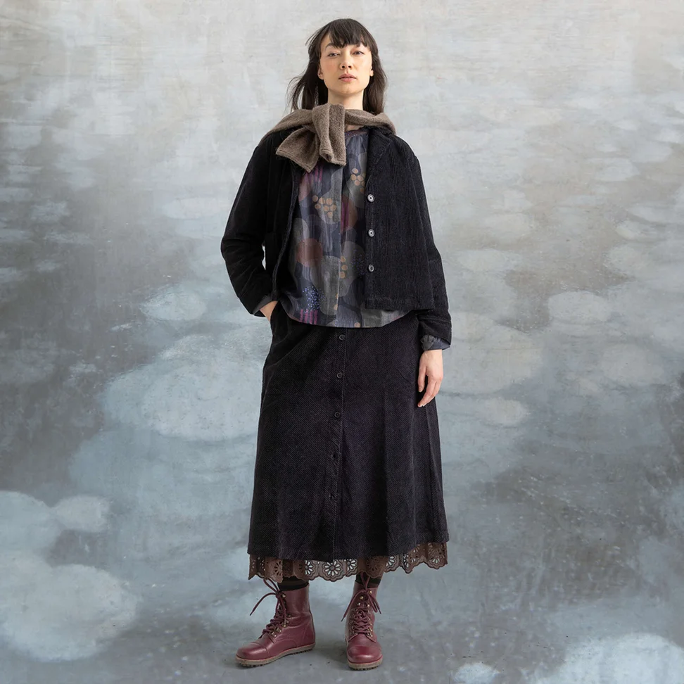 Jupe "Rime" en velours côtelé de coton biologique - noir