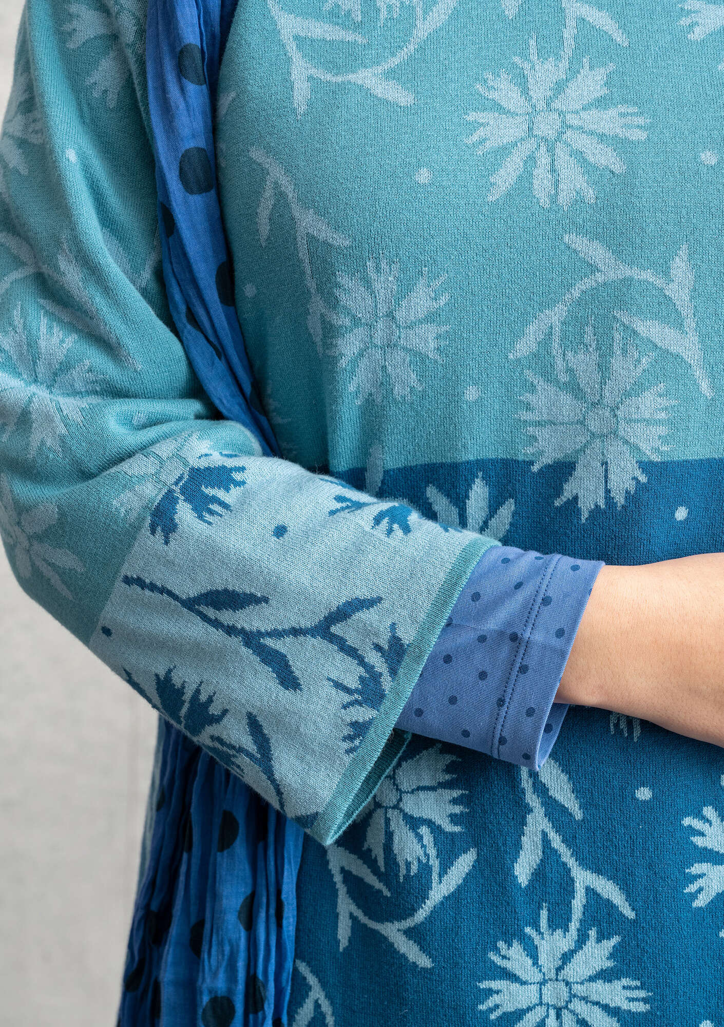 “Leia” knit tunic in organic cotton indigofera