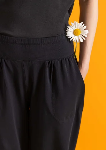 Trikåbyxa i ekologisk bomull/elastan - svart