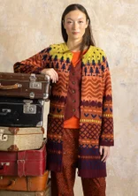 Gemusterte Strickjacke „Luleälven“ aus Lammwolle/Recycling-Wollgemisch - terracotta