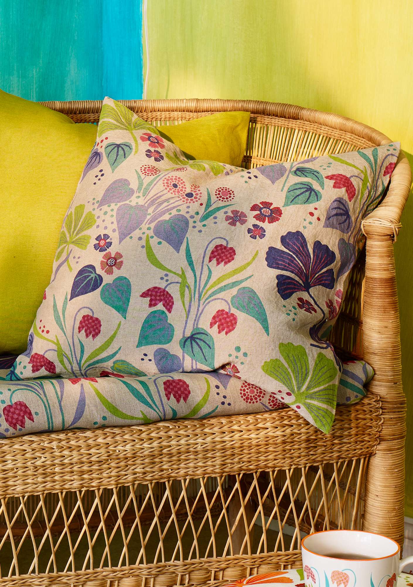 “Ängslilja” linen fabric lavender thumbnail