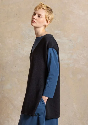 Organic/recycled cotton knitted sleeveless top - black