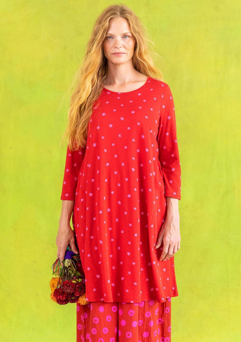 “Alma” jersey dress in organic cotton/modal parrot red