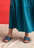 Sandal "Amber" i digitaltryckt tyg (indigo 40)