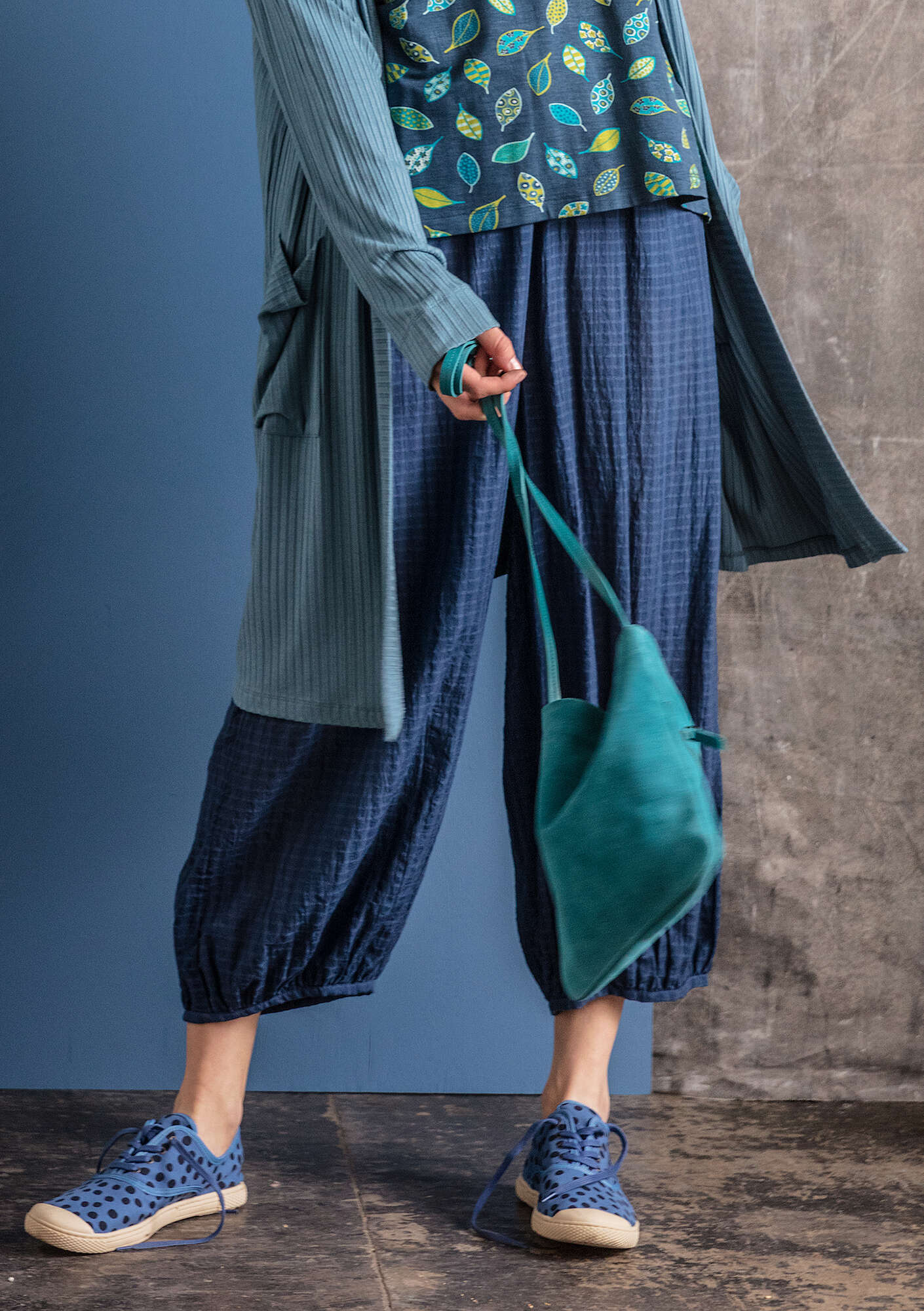 Pants in cotton/modal/rayon woven fabric indigo thumbnail