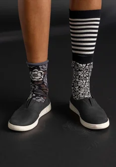 Shoe in nubuck - black