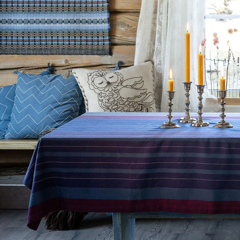 “Alaska Sky” organic cotton tablecloth - midnight blue