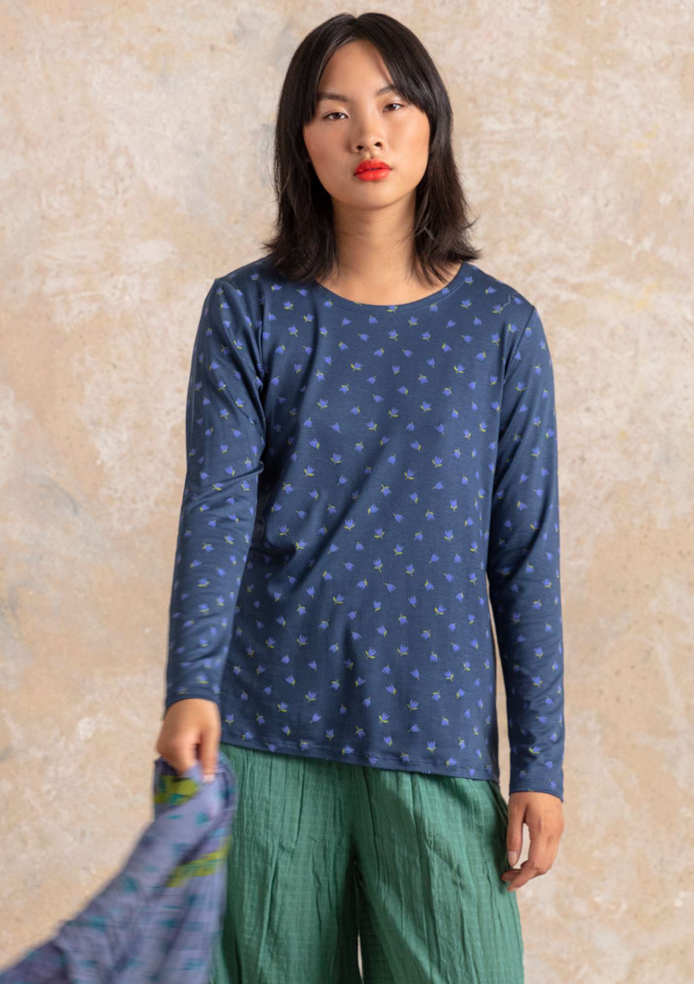 “Adena” lyocell/elastane jersey top indigo/patterned thumbnail
