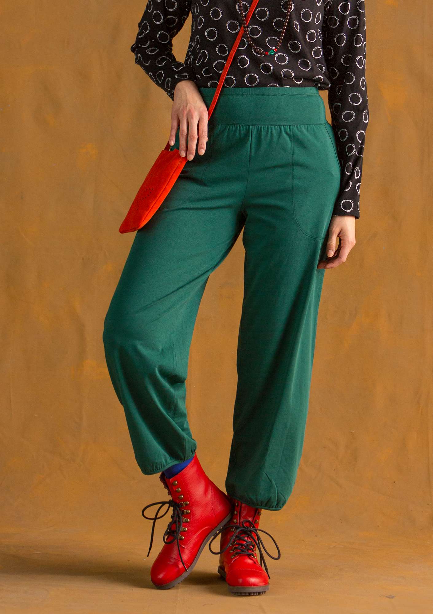 Jersey pants in organic cotton/spandex bottle green thumbnail