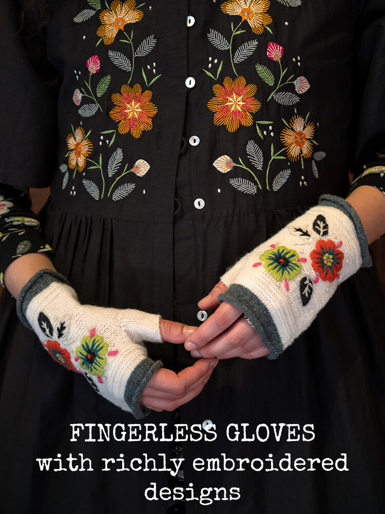 “Margrethe” hand-embroidered, fingerless wool gloves