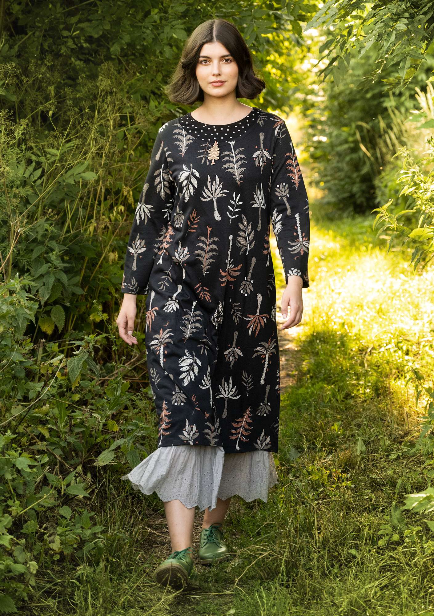 “Forest” jersey dress in organic cotton/modal black thumbnail
