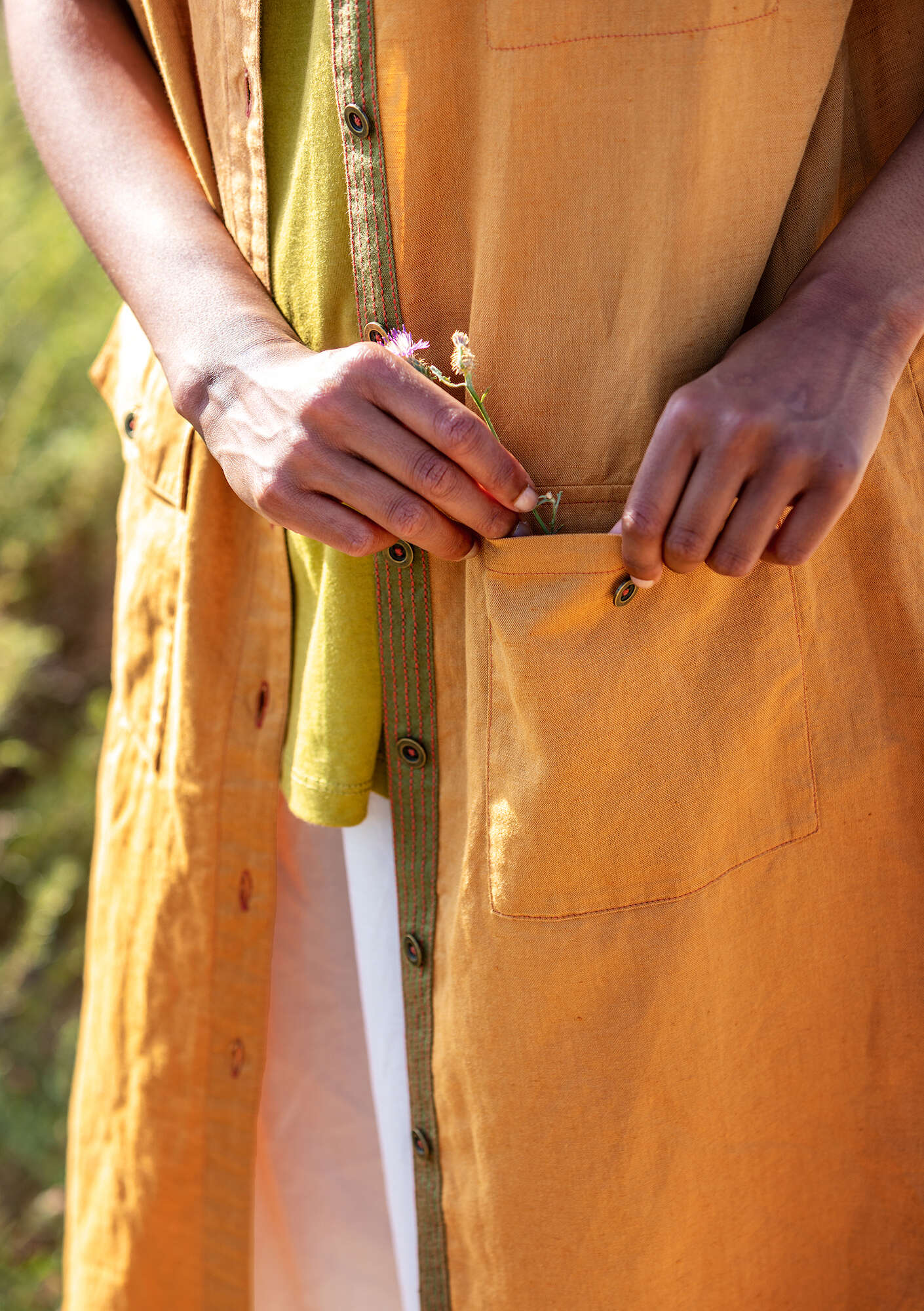 Woven “Safari” dress in organic cotton/linen burnt sienna