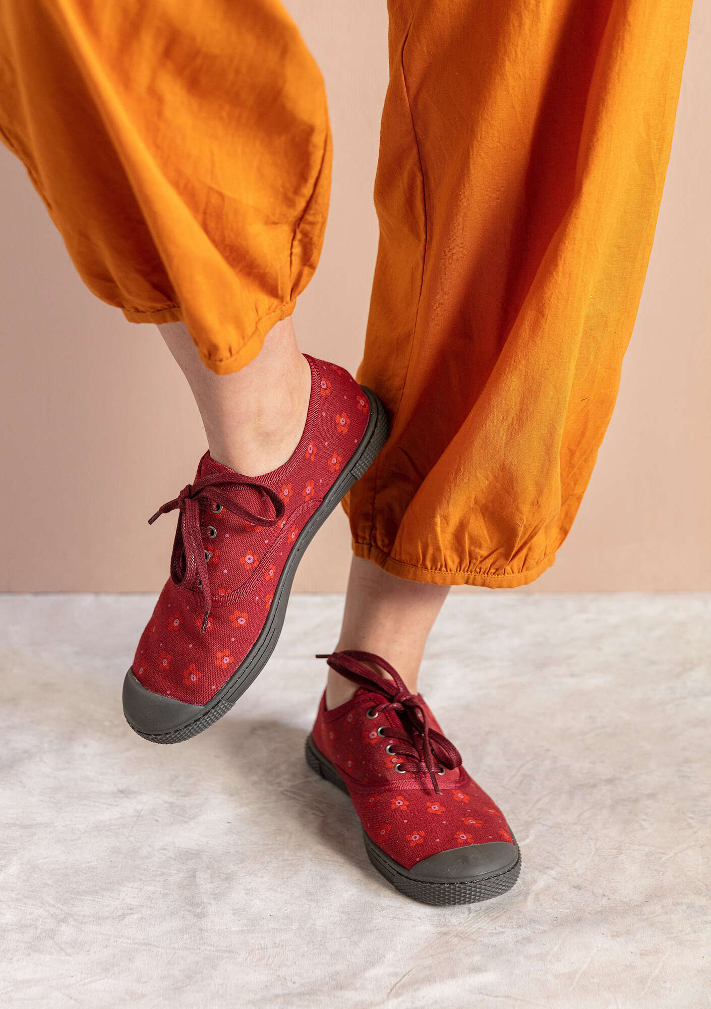“Belle” printed cotton sneakers agate red