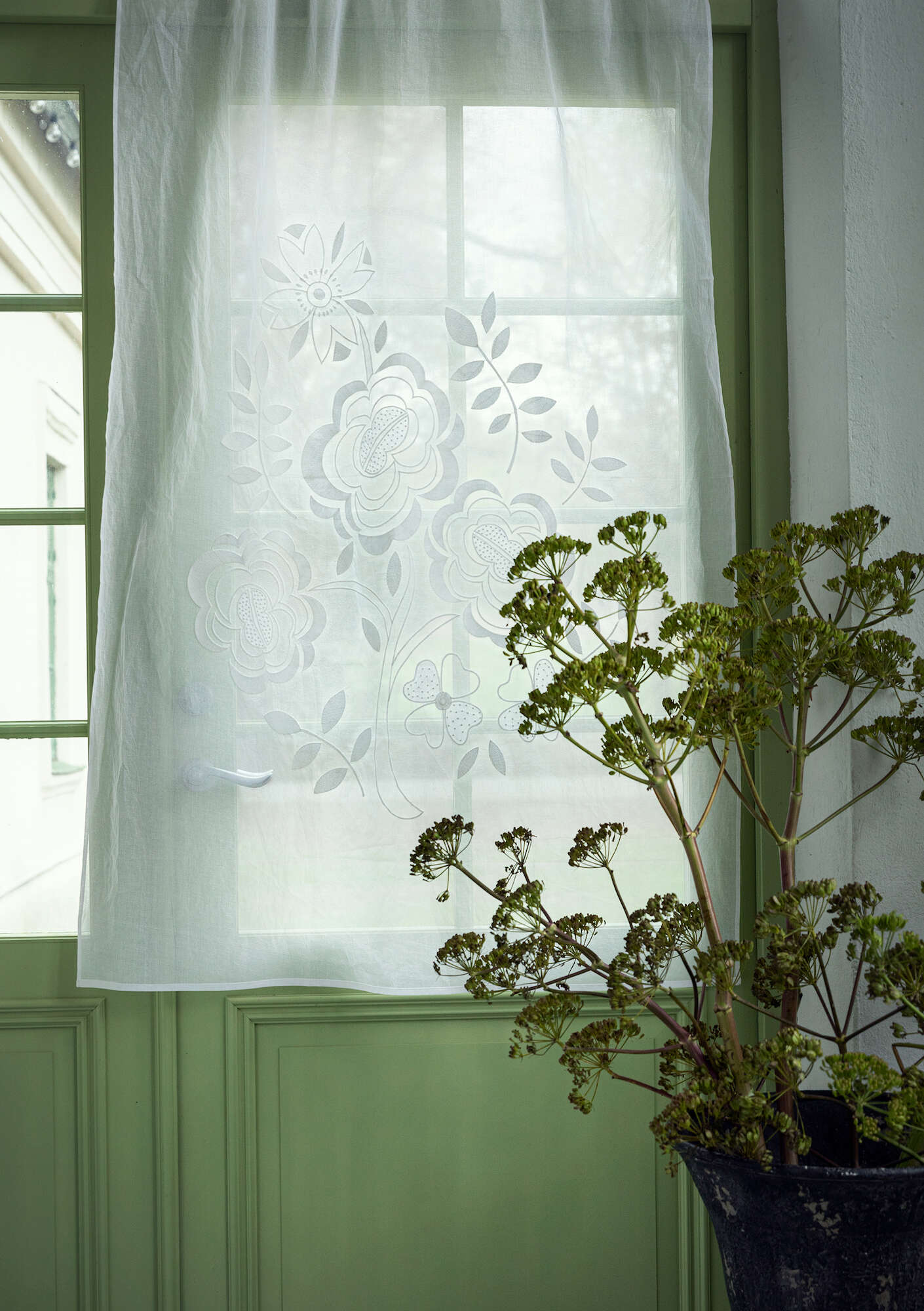 “Lisbeth” cotton organdie curtain light ecru