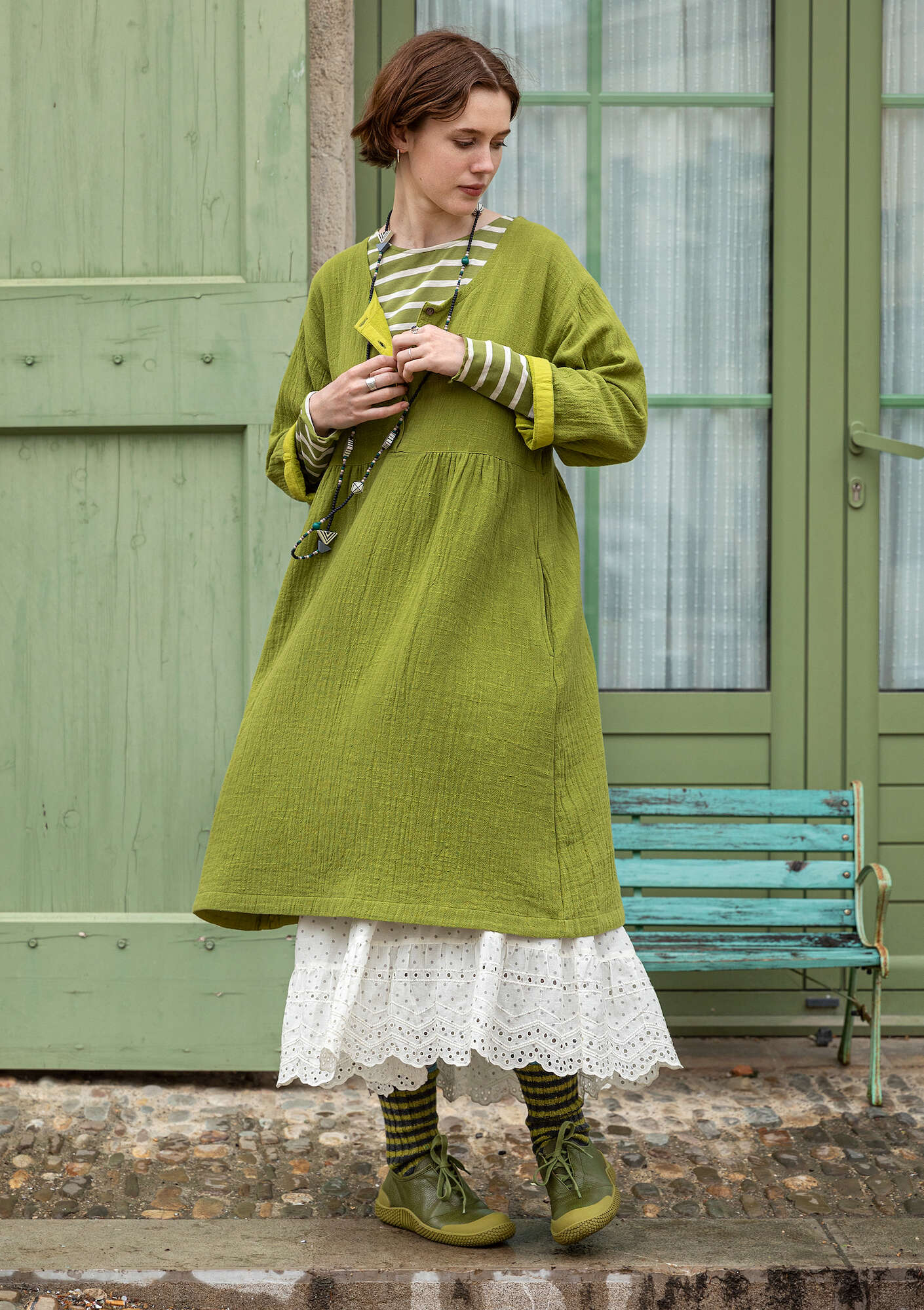Woven dress in organic cotton avocado thumbnail