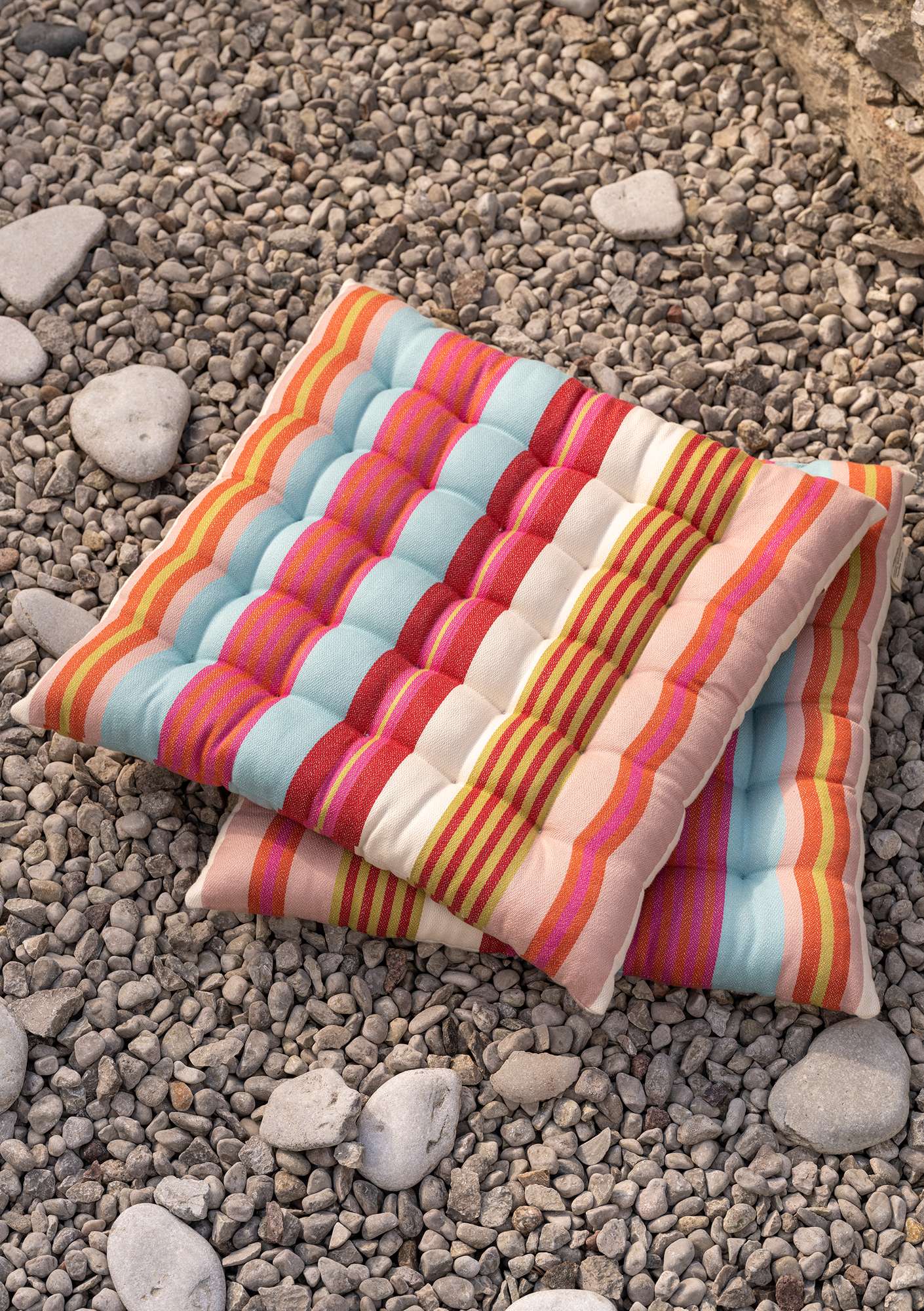 “Bolster” seat cushion in organic cotton tomato thumbnail