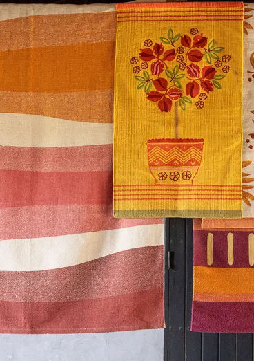 Vloerkleed "Waves" van biologisch katoen - pompoen