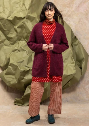 Lang strikkejakke i fluffy alpakkablanding - aubergine0SL0neps