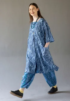 Kleid „Zebra“ aus Bio-Baumwollgewebe - taubenblau