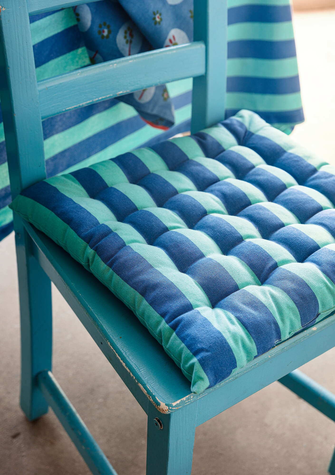 “Långrand” seat cushion in organic cotton flax blue thumbnail