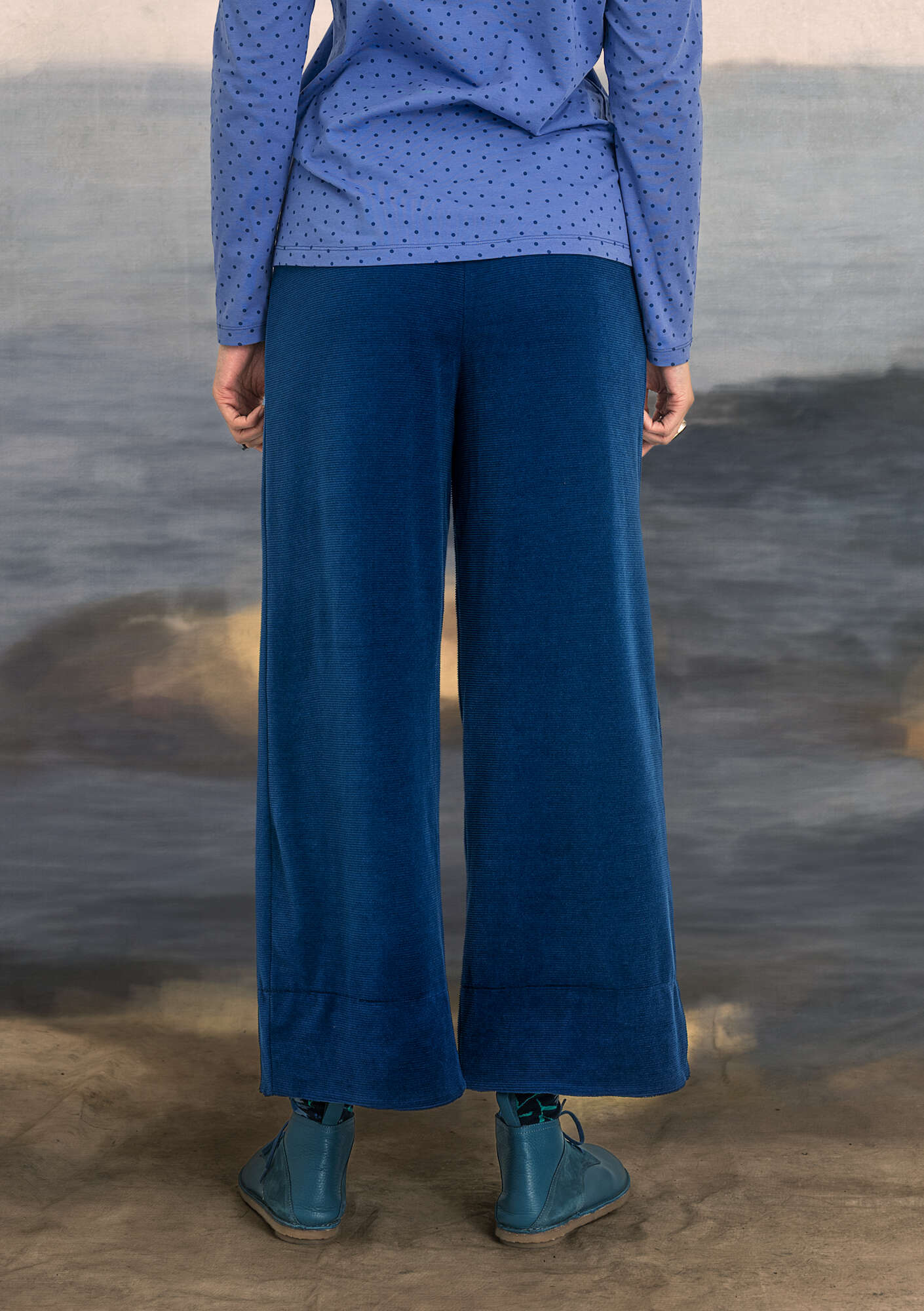 Velour pants in organic cotton/recycled polyester/spandex indigo thumbnail