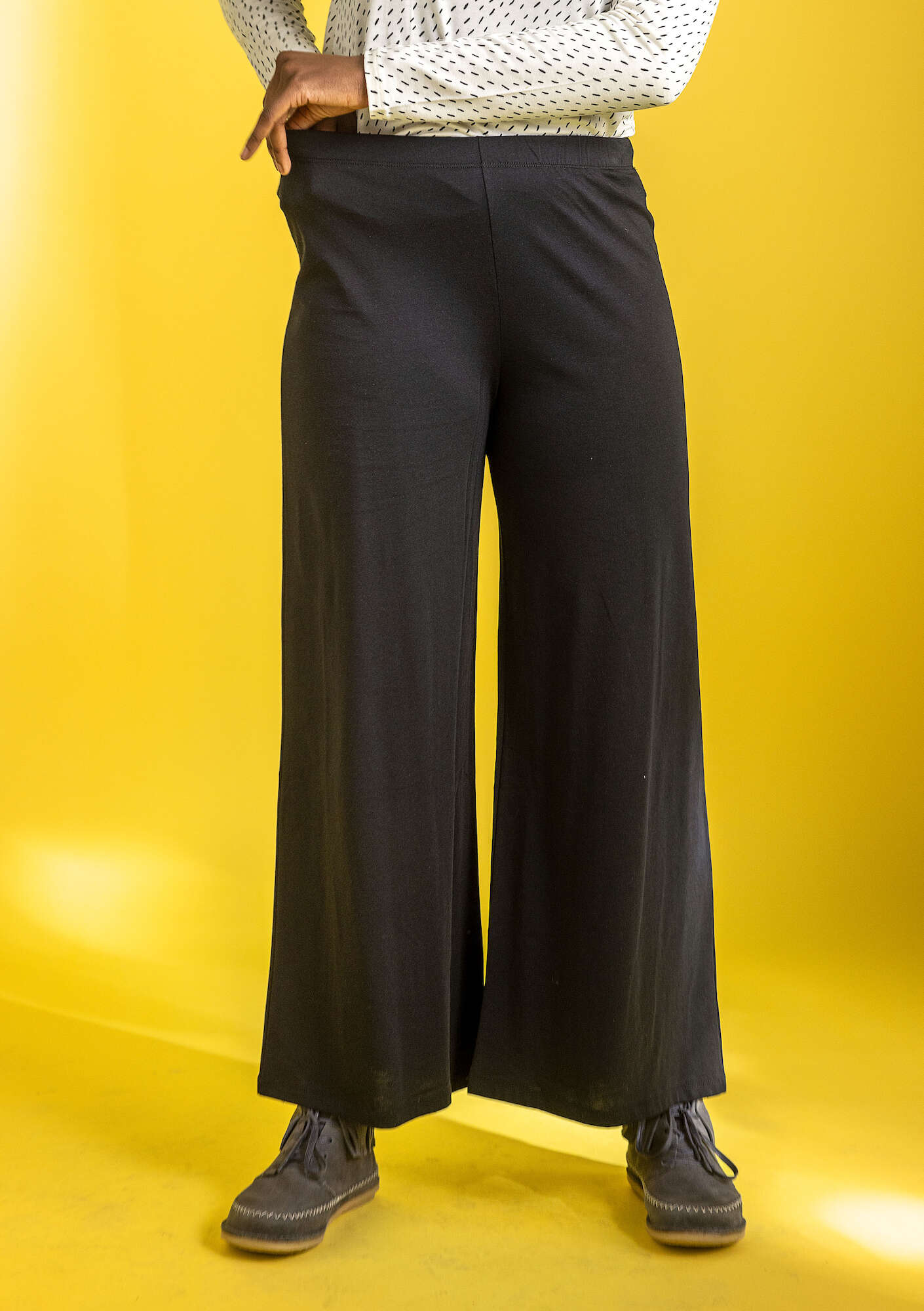 Organic cotton/modal jersey trousers black thumbnail