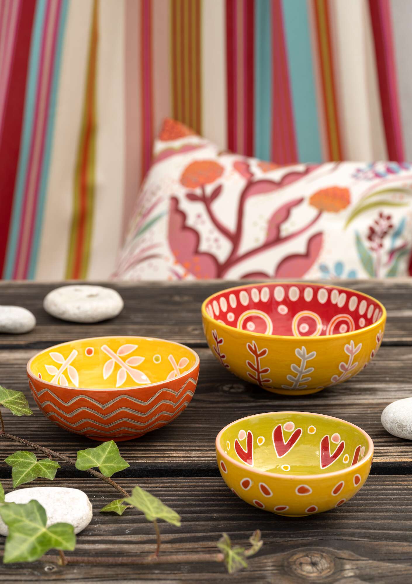 “Caramel” ceramic bowl, 3-pack mustard/multicoloured