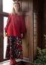 Pantalon "Fyrverkeri" en velours de coton biologique/polyester recyclé (aubergine/motif L)