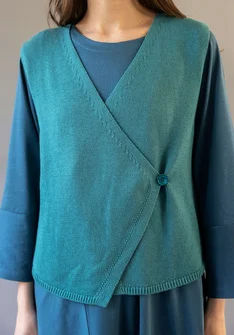 Knitted organic cotton/wool waistcoat - aqua green