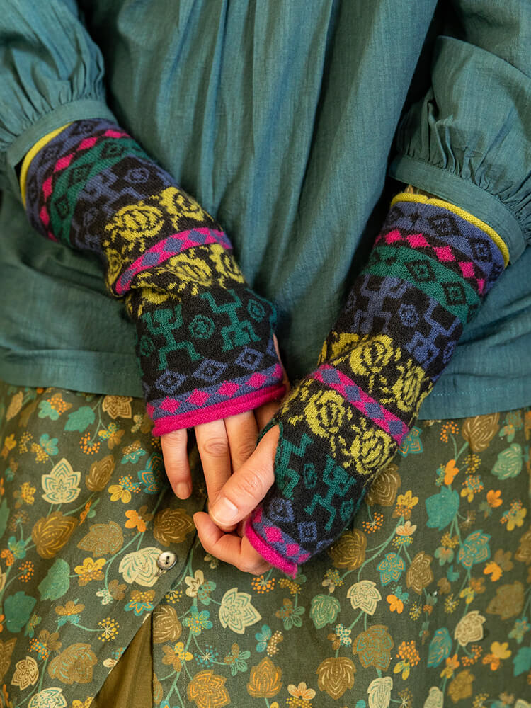 “Bolivia” organic wool fingerless gloves
