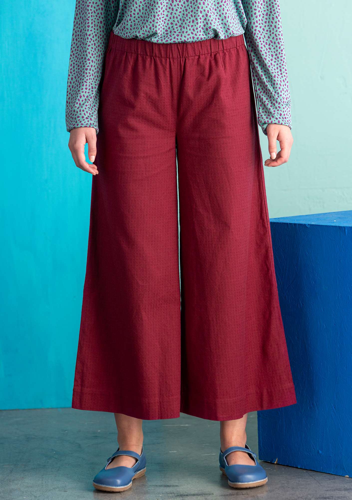 Pantalon en coton biologique/lin/élasthanne bordeaux thumbnail