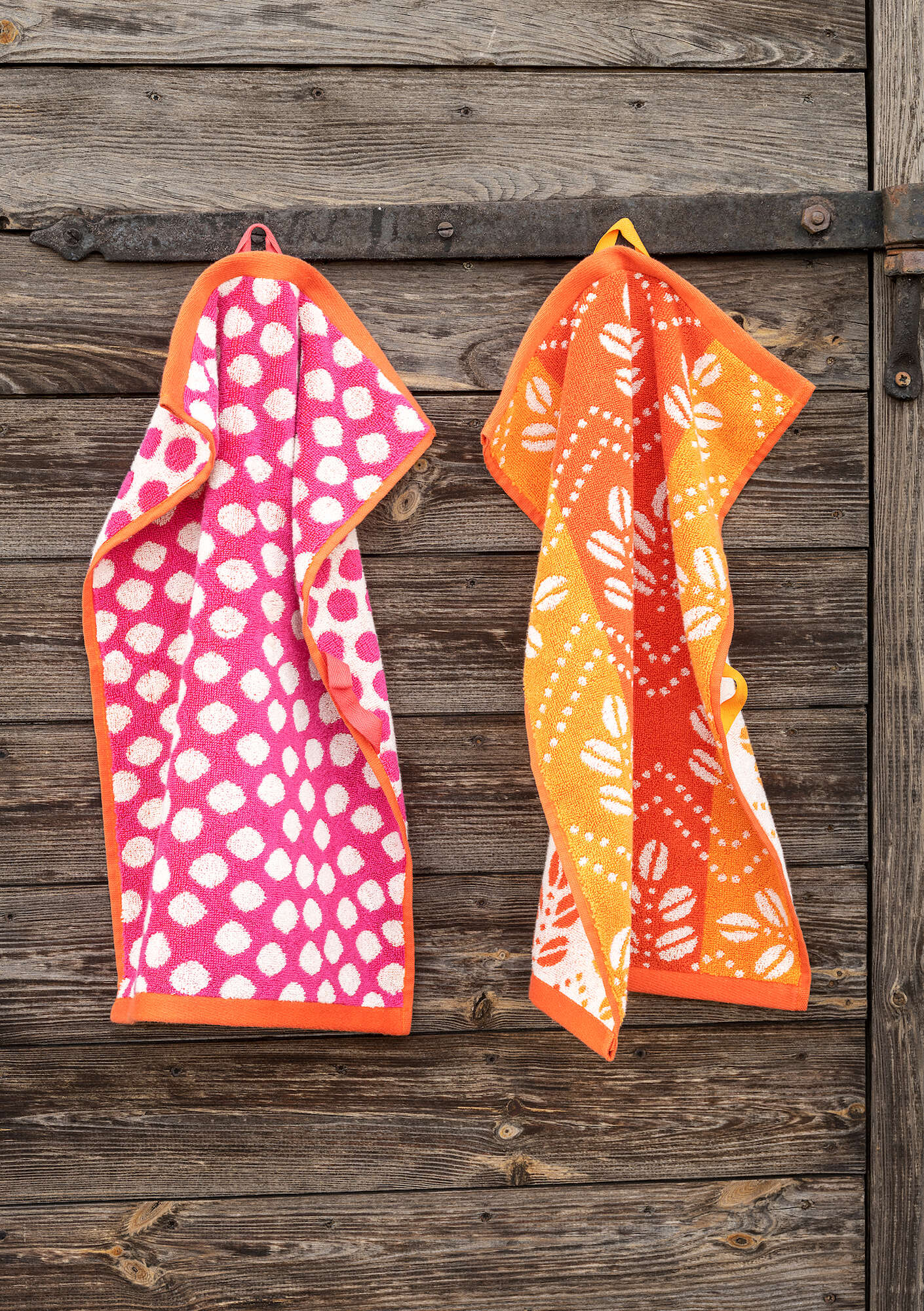 Guest towel 2-pack “Leafy” in organic cotton chili thumbnail