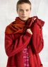 Satin-weave wool scarf (red cabbage One Size)