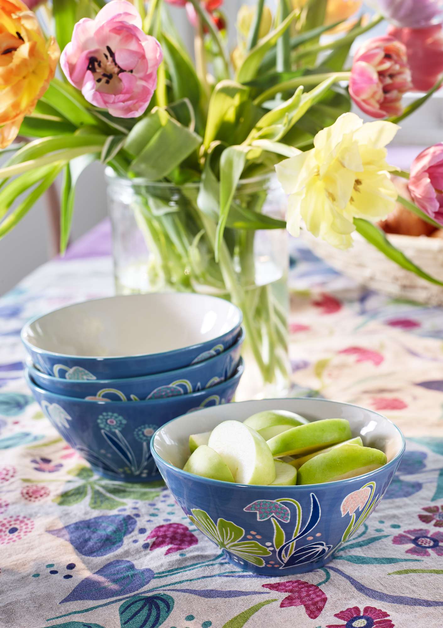 “Ängslilja” ceramic bowl lavender thumbnail