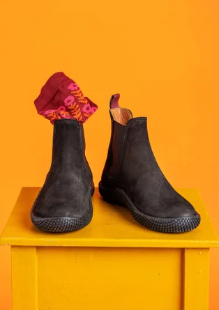 Elastic-sided boots made of nubuck - black