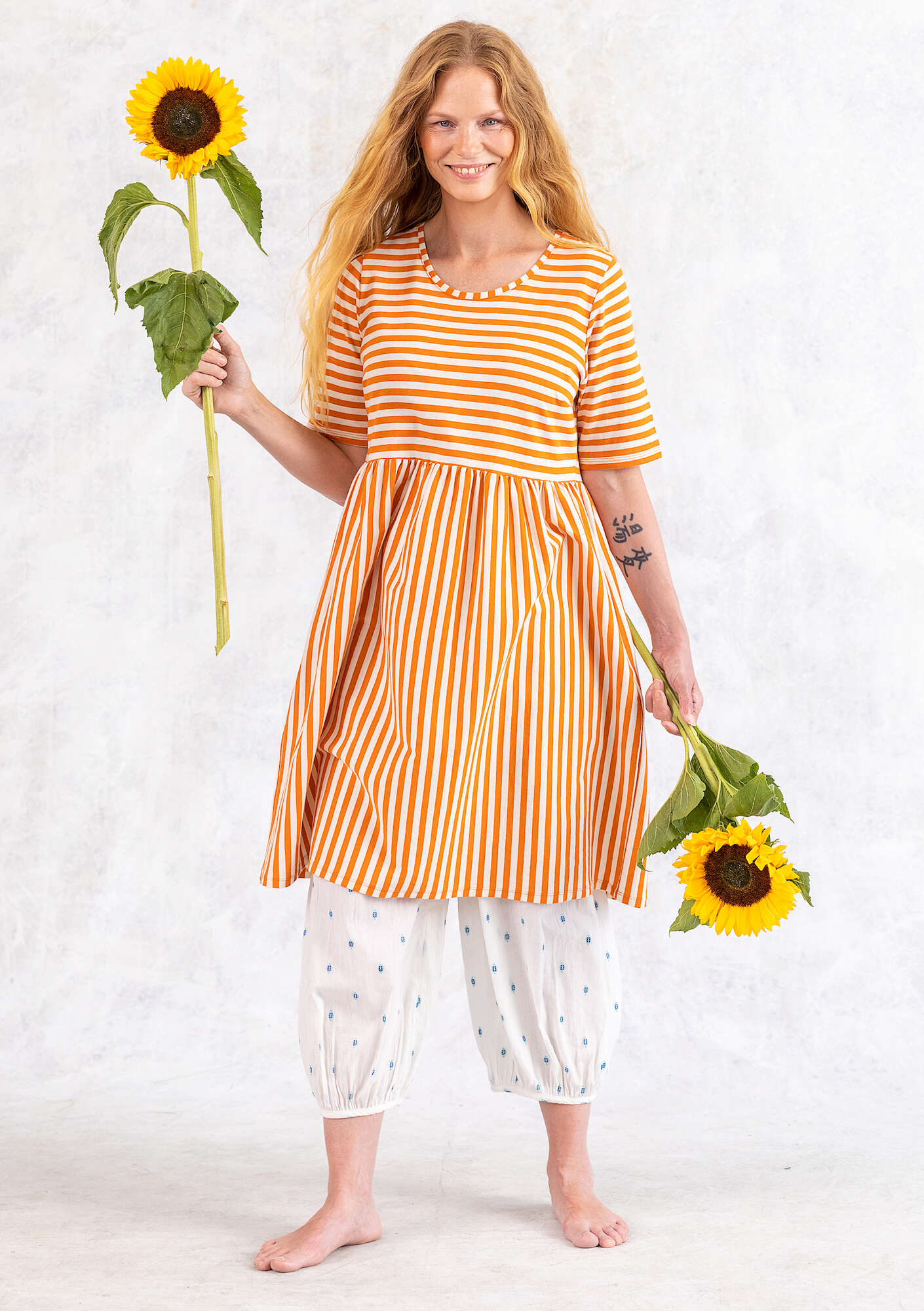 Striped jersey dress in organic cotton mountain ash/unbleached thumbnail