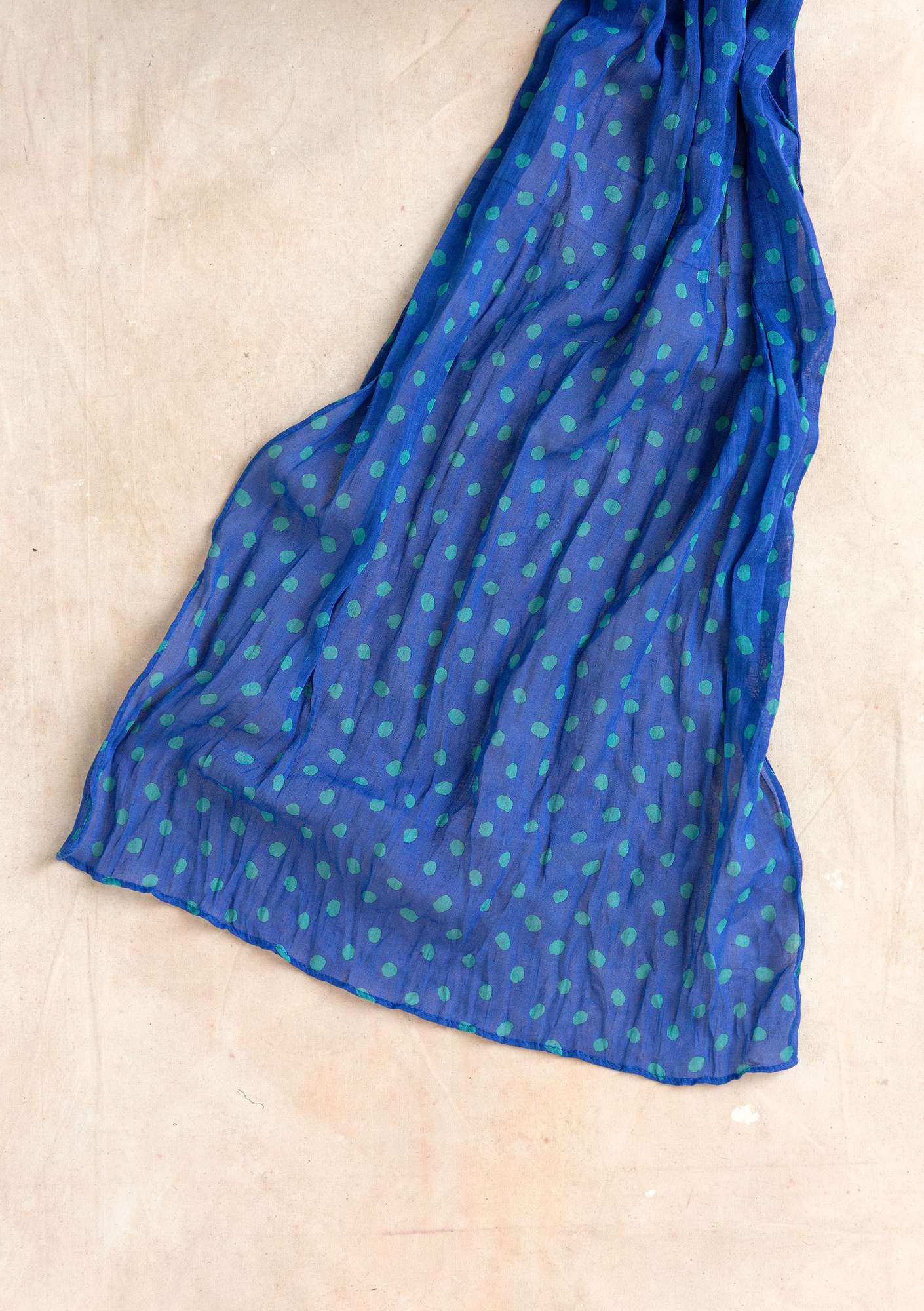 Tørklæde  Multi  i økologisk bomuld kleinblå thumbnail