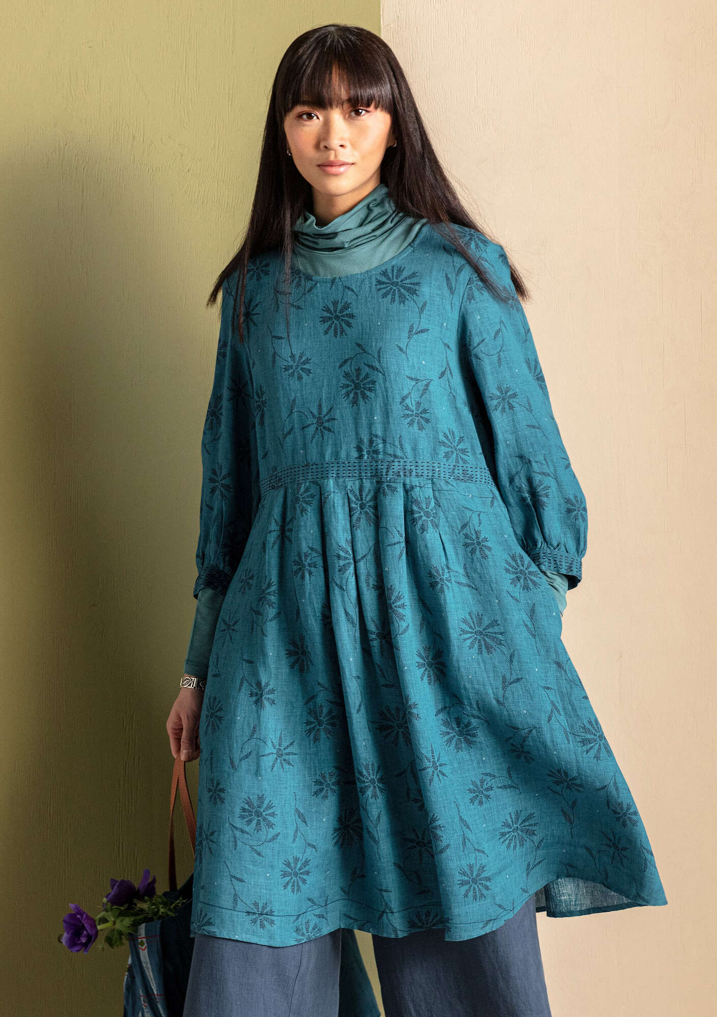 Kleid „Leia“ aus Leinengewebe indigofera/gemustert thumbnail