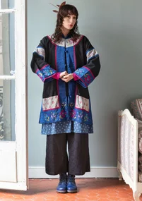 “Mei Lan” jacket in a viscose/cotton/linen blend - black