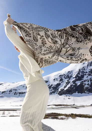 “Taiga” knit throw in lambswool - clay