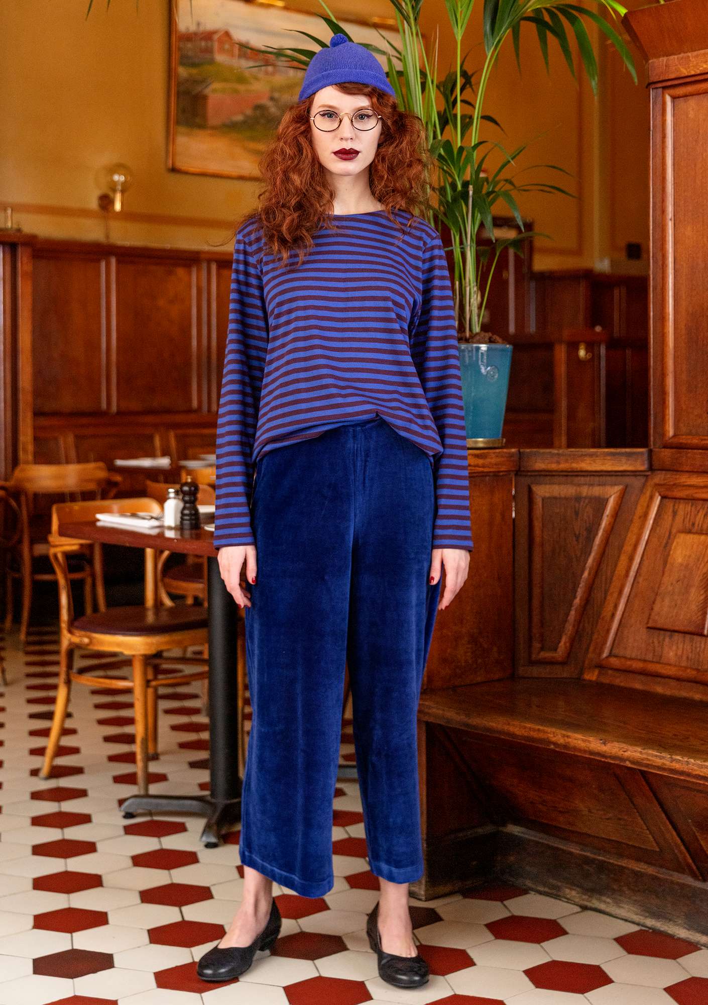 Velour trousers in organic cotton/recycled polyester midnight blue thumbnail