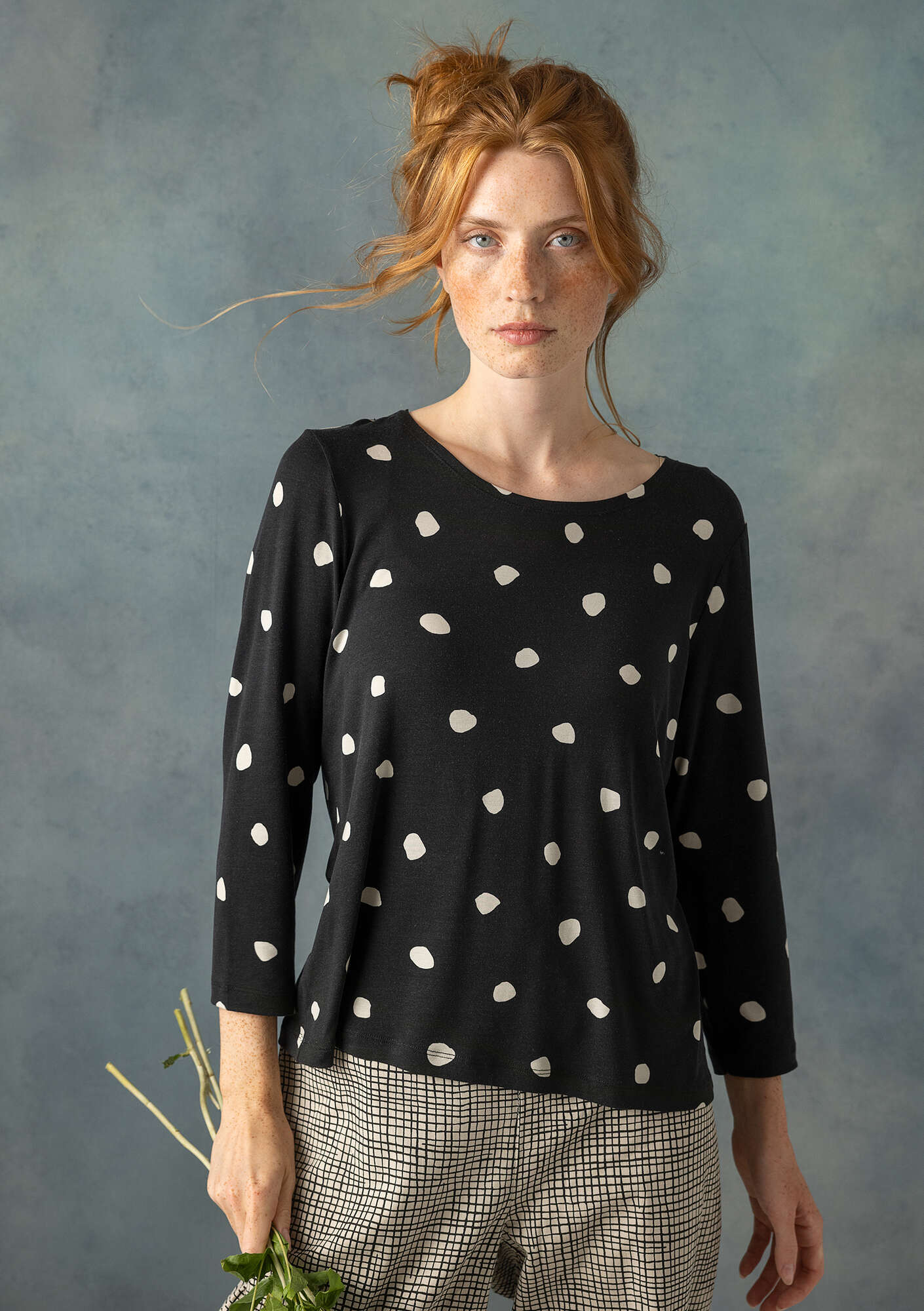 Dots Dots