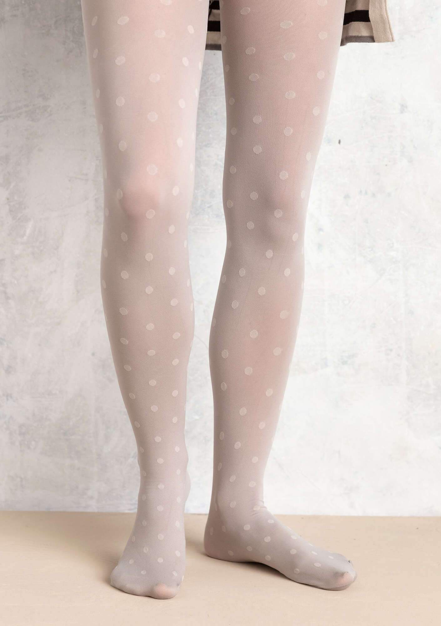 Dotted tights in recycled nylon elephant gray