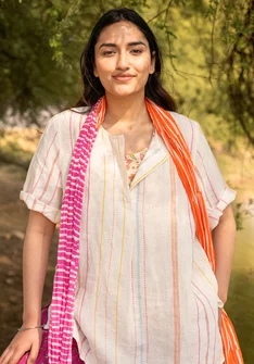 Blouse rayée "Shima" en lin tissé - blanc cassé